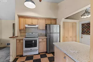 635 25th St, Myrtle Point, OR 97458 - Photo 18