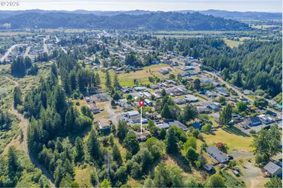 635 25th St, Myrtle Point, OR 97458 - Photo 36