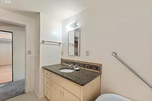 635 25th St, Myrtle Point, OR 97458 - Photo 32