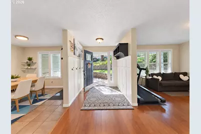 3293 Southview Dr, Eugene, OR 97405 - Photo 8