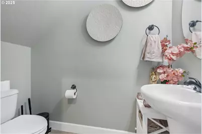 1066 NE Regan Hill Loop, Estacada, OR 97023 - Photo 10