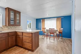 300 SW 7th Ave, Battle Ground, WA 98604 - Photo 10