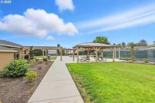 300 SW 7th Ave, Battle Ground, WA 98604 - Photo 22