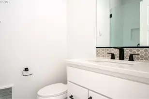6961 NE Stanton St, Portland, OR 97213 - Photo 28