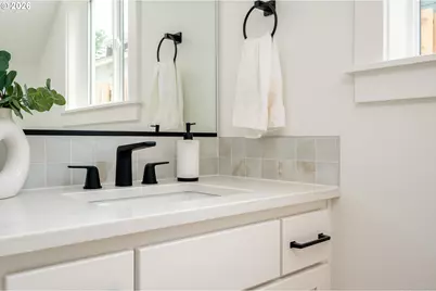 6961 NE Stanton St, Portland, OR 97213 - Photo 32