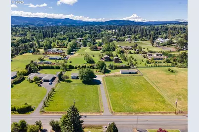4319 Belmont Dr, Hood River, OR 97031 - Photo 2