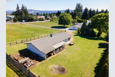4319 Belmont Dr, Hood River, OR 97031 - Photo 18