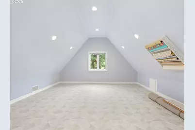 8801 SE Walnut Dr, Amity, OR 97101 - Photo 42