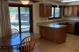 1544 E Chamberlain Ave, Cottage Grove, OR 97424 - Photo 10
