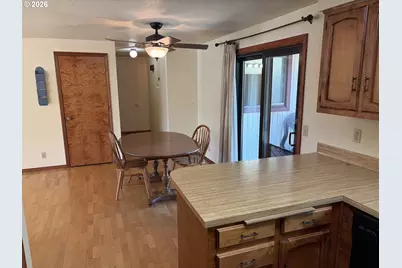 1544 E Chamberlain Ave, Cottage Grove, OR 97424 - Photo 14