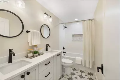 17706 Tree Top Way, Lake Oswego, OR 97034 - Photo 30