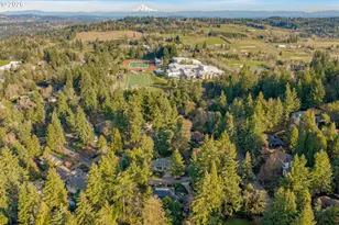 17706 Treetop Way, Lake Oswego, OR 97034 - Photo 46