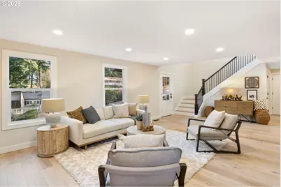 17706 Tree Top Way, Lake Oswego, OR 97034 - Photo 4