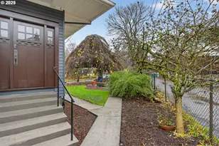 1836 SE Locust Ave, Portland, OR 97214 - Photo 38