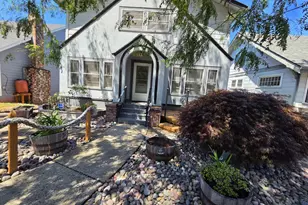 1352 SE Cobb St, Roseburg, OR 97470 - Photo 2
