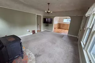 1352 SE Cobb St, Roseburg, OR 97470 - Photo 6