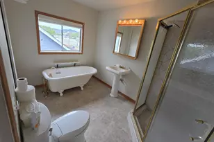 1352 SE Cobb St, Roseburg, OR 97470 - Photo 20