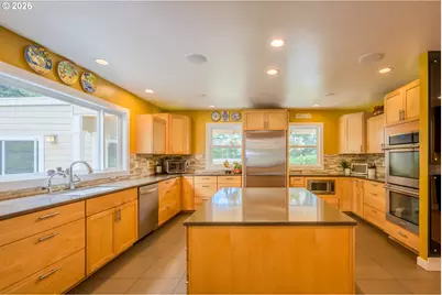 1334 SW 57th Ave, Portland, OR 97221 - Photo 10
