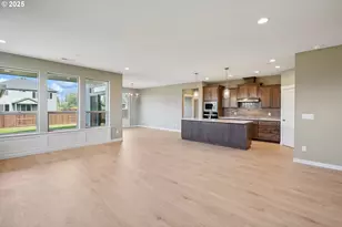 148 E 24TH Ave, La Center, WA 98629 - Photo 6