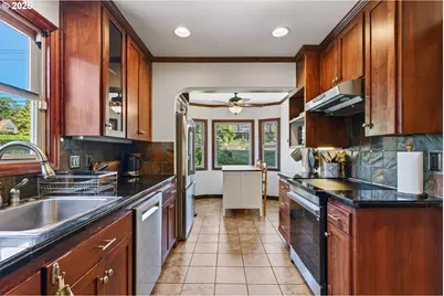 3326 SE Lake Rd, Milwaukie, OR 97222 - Photo 12
