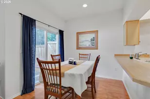 147 SE 9th Ave, Hillsboro, OR 97123 - Photo 8