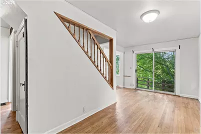 1017 SW Grover St, Portland, OR 97239 - Photo 2