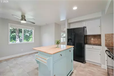 13012 NE 43rd St, Vancouver, WA 98682 - Photo 6