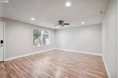 13012 NE 43rd St, Vancouver, WA 98682 - Photo 4