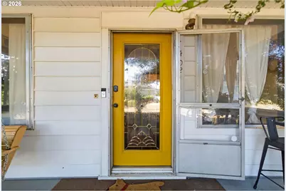 7402 SE Ellis St, Portland, OR 97206 - Photo 6
