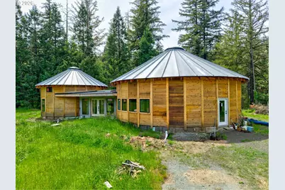 5875 Little River Rd, Glide, OR 97443 - Photo 44
