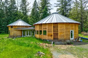 5875 Little River Rd, Glide, OR 97443 - Photo 44