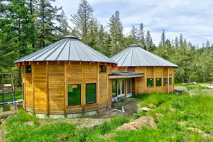 5875 Little River Rd, Glide, OR 97443 - Photo 4