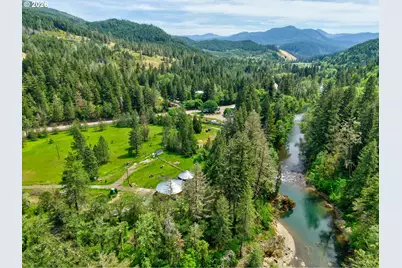 5875 Little River Rd, Glide, OR 97443 - Photo 30