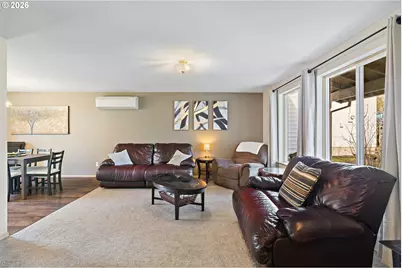 4625 SE Whipple Ave, Milwaukie, OR 97267 - Photo 4