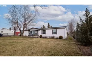 155 S 20th Ave, Elgin, OR 97827 - Photo 1