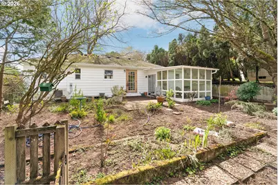 1615 SW Canby St, Portland, OR 97219 - Photo 28