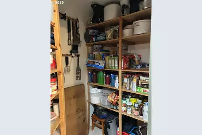 139957 Pine Creek Loop, Crescent Lake, OR 97733 - Photo 10