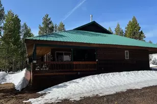 139957 Pine Creek Loop, Crescent Lake, OR 97733 - Photo 2