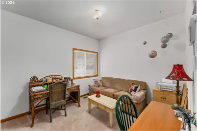 371 NW Rachel Lynn Way, Roseburg, OR 97471 - Photo 18