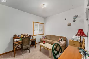 371 NW Rachel Lynn Wy, Roseburg, OR 97471 - Photo 18