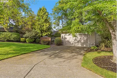 32455 SW Arbor Lake Dr, Wilsonville, OR 97070 - Photo 2