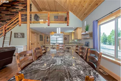 124323 Teatable Ct, Crescent Lake, OR 97733 - Photo 10