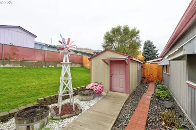 950 Pomona St #184, The Dalles, OR 97058 - Photo 28