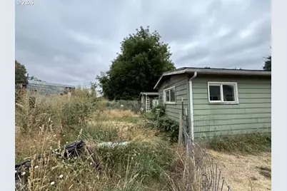 895 Nelson Ave, Lebanon, OR 97355 - Photo 4