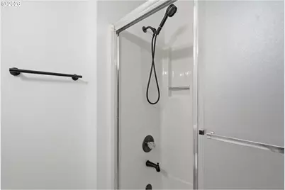 10352 SW Picks Way, Portland, OR 97224 - Photo 26