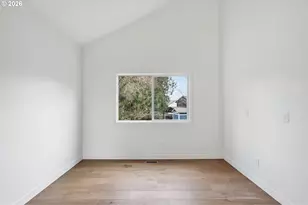 10352 SW Picks Way, Portland, OR 97224 - Photo 8