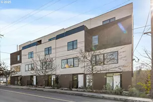 2264 SE Division St, Portland, OR 97202 - Photo 36