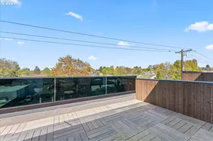 2264 SE Division St, Portland, OR 97202 - Photo 32