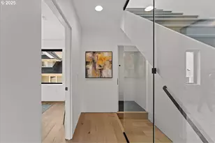 2264 SE Division St, Portland, OR 97202 - Photo 12