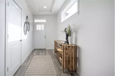 665 Parker Loop, Silverton, OR 97381 - Photo 6